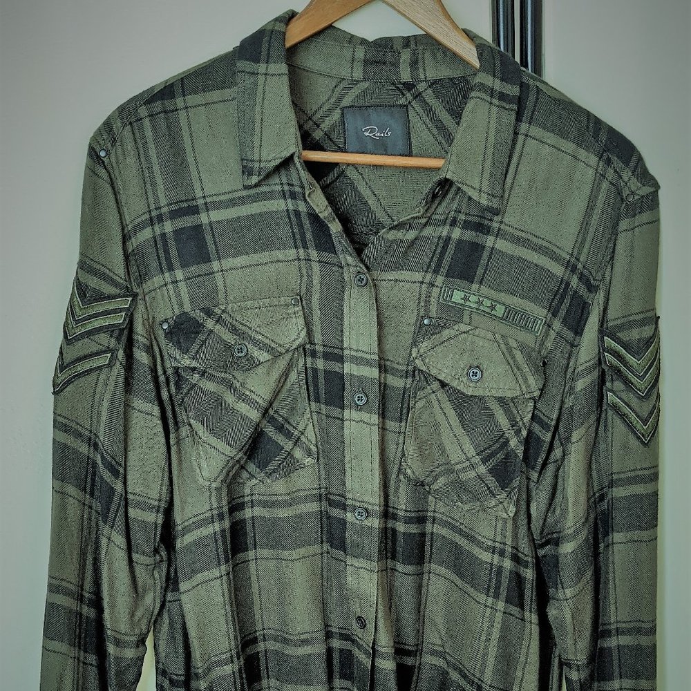 Rails Women's Button-down Army Shirt L